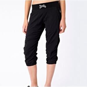 Ivivva by Lululemon Girls Live to Move Crop Pants Dance Activewear Black Size 12